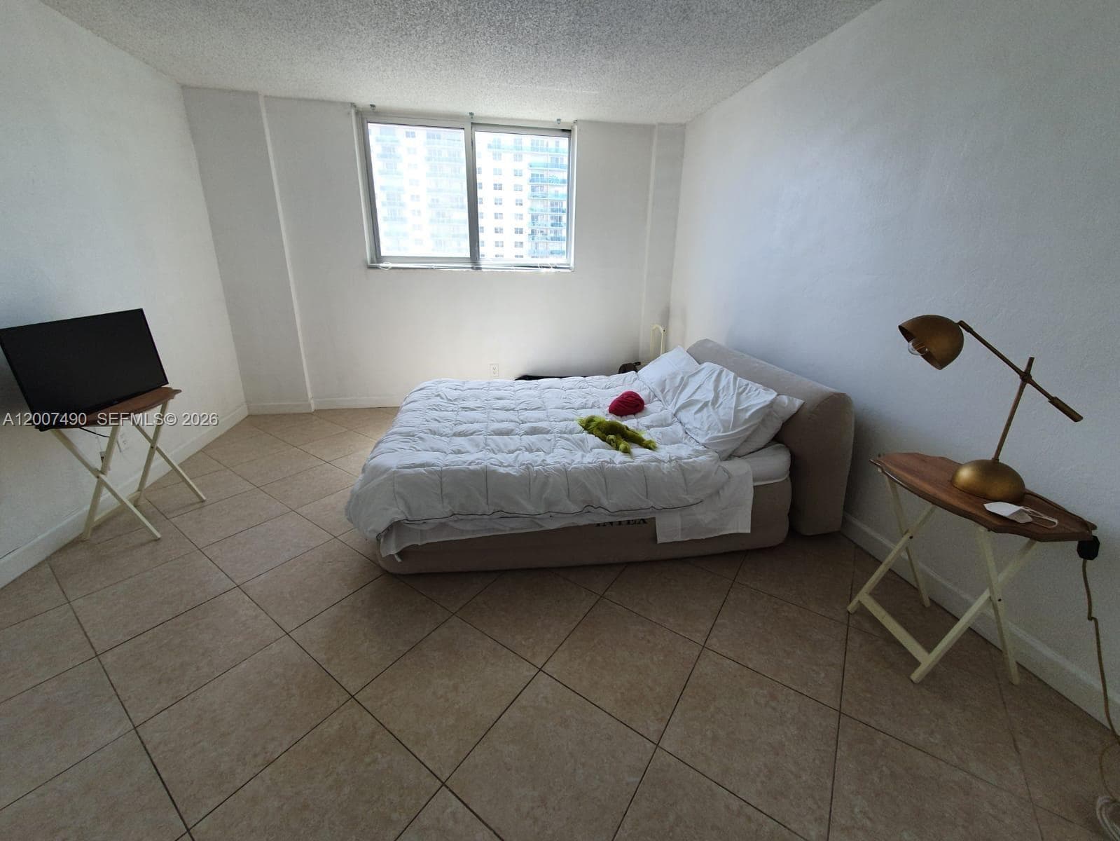 19380 Collins Ave 805 photo 6