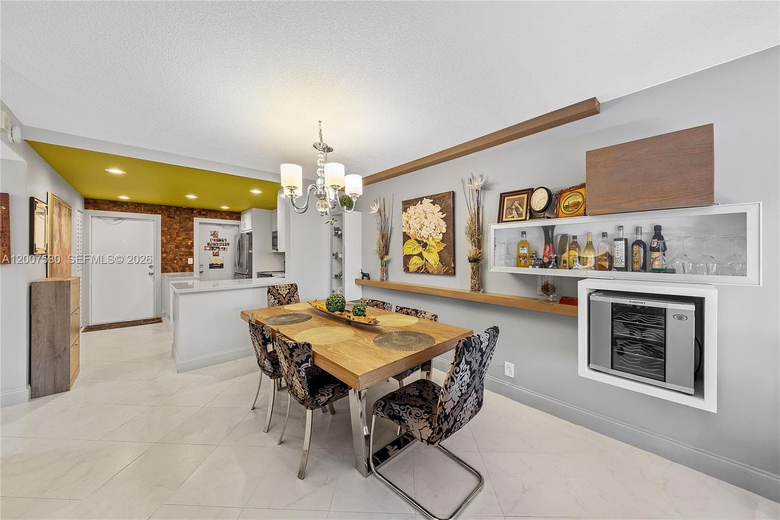 470 Paradise Isle Blvd 310 photo 10