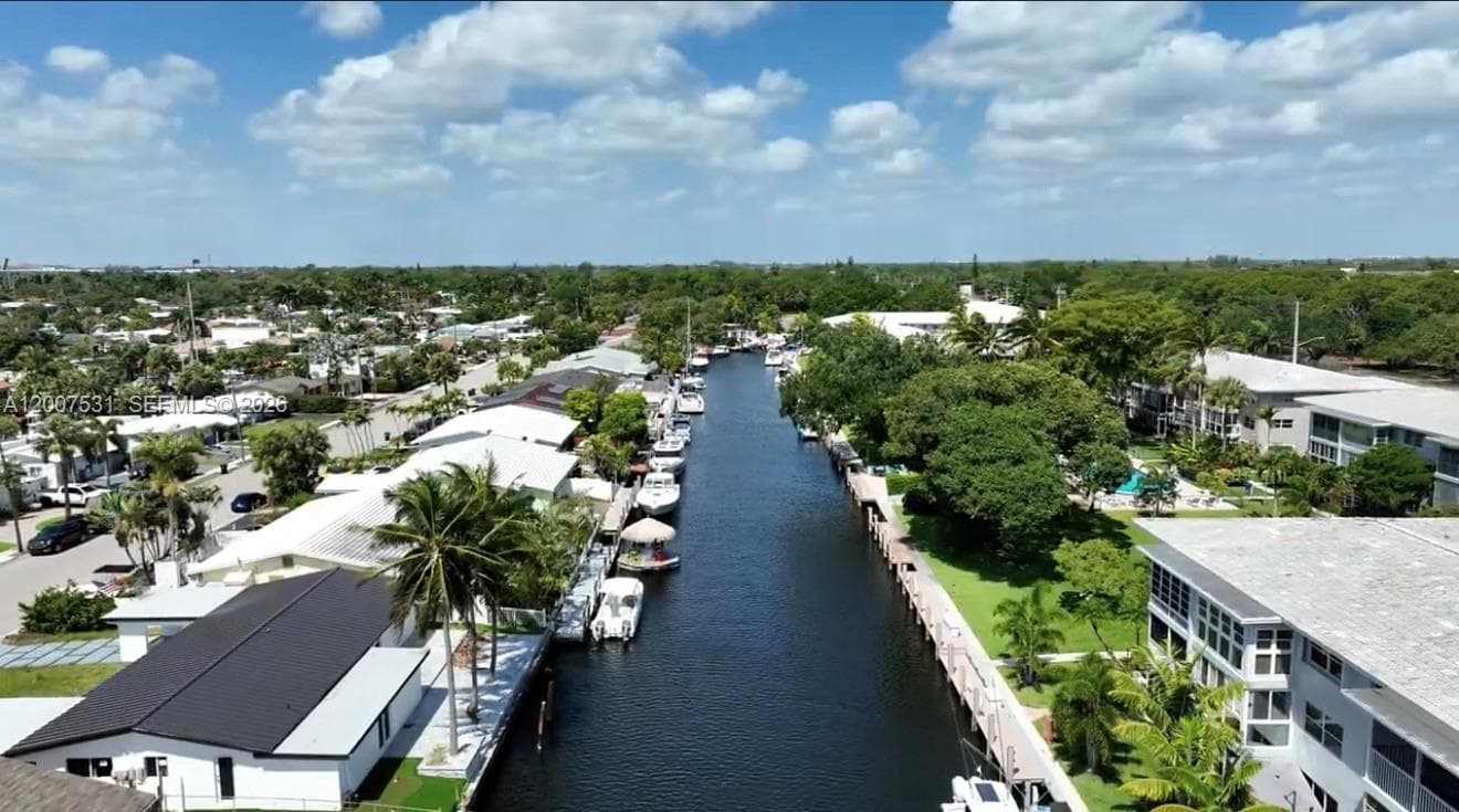 900 12th St 110 photo 17