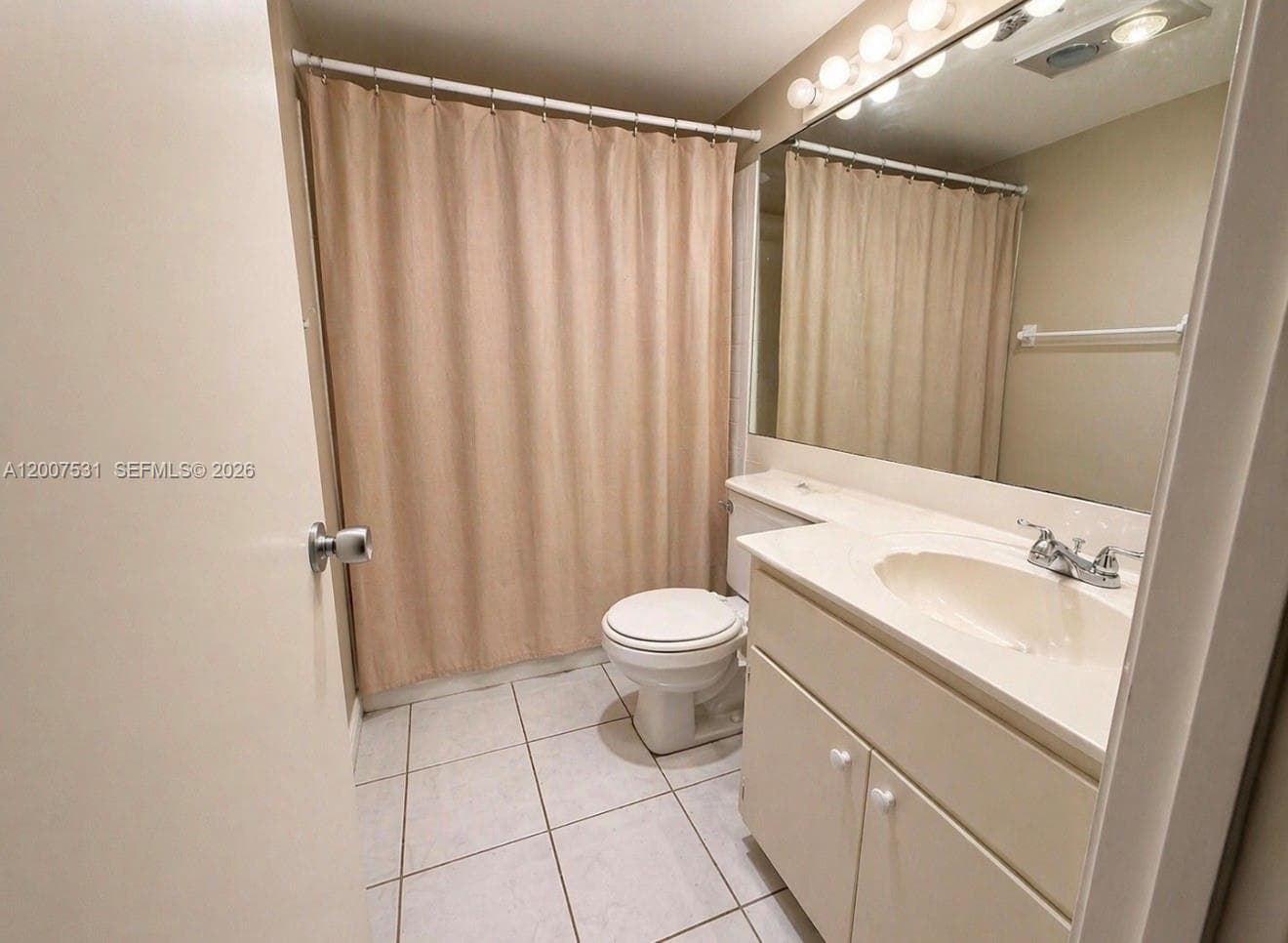 900 SW 12th St 110 photo 7