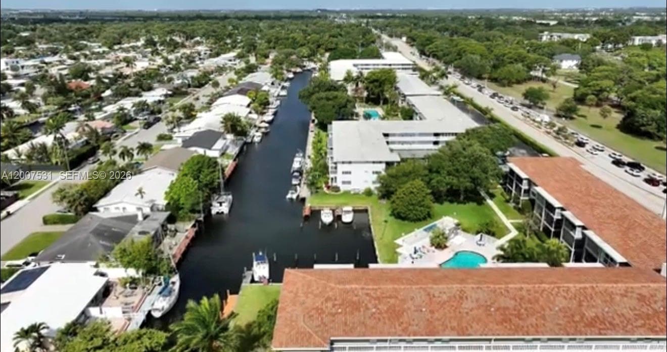 900 12th St 110 photo 19