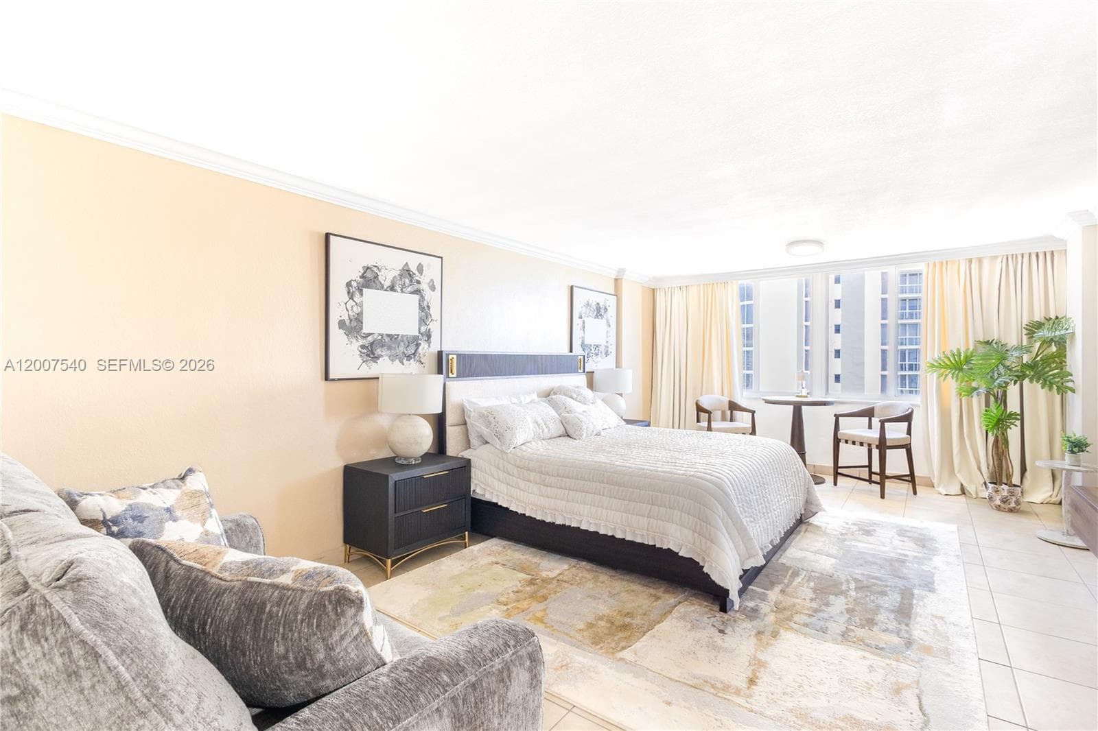 19201 Collins Ave 1123 photo 2