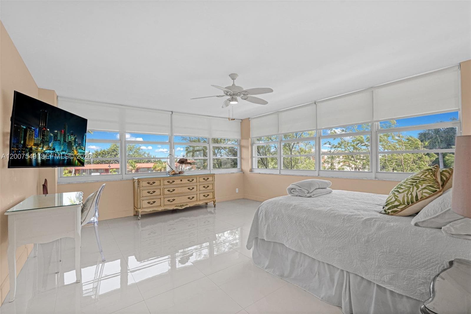 4280 Galt Ocean Dr 2F photo 22