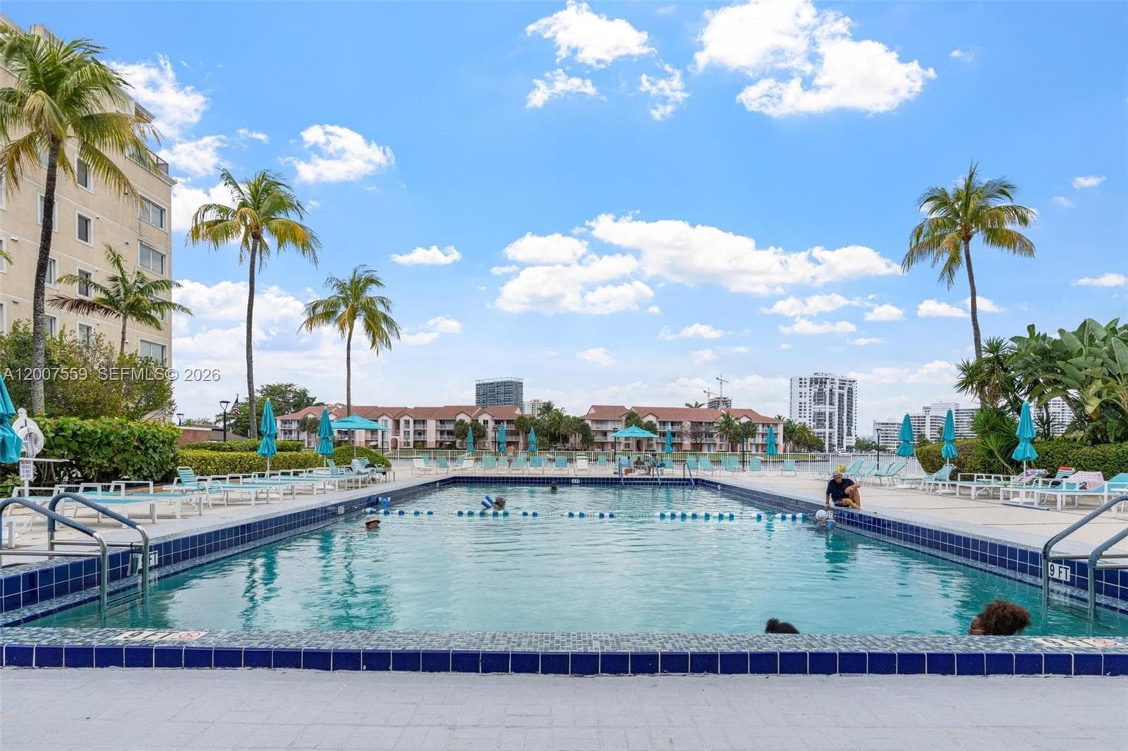 3800 Ocean Dr 301 photo 24