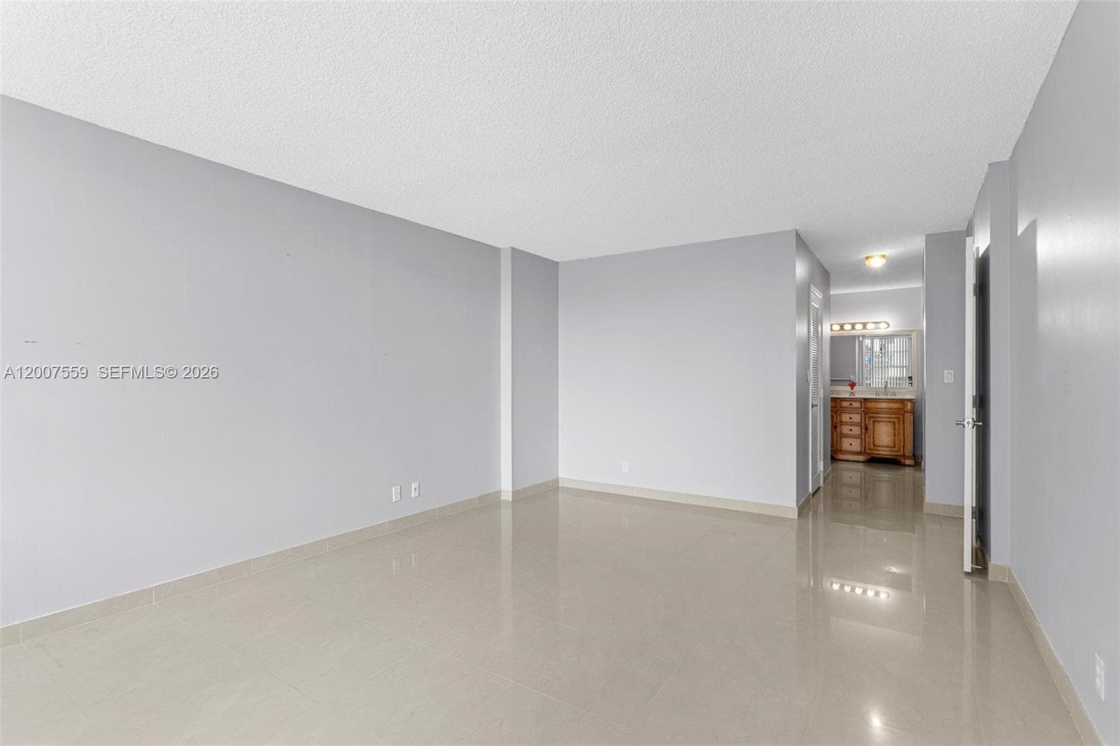 3800 Ocean Dr 301 photo 18