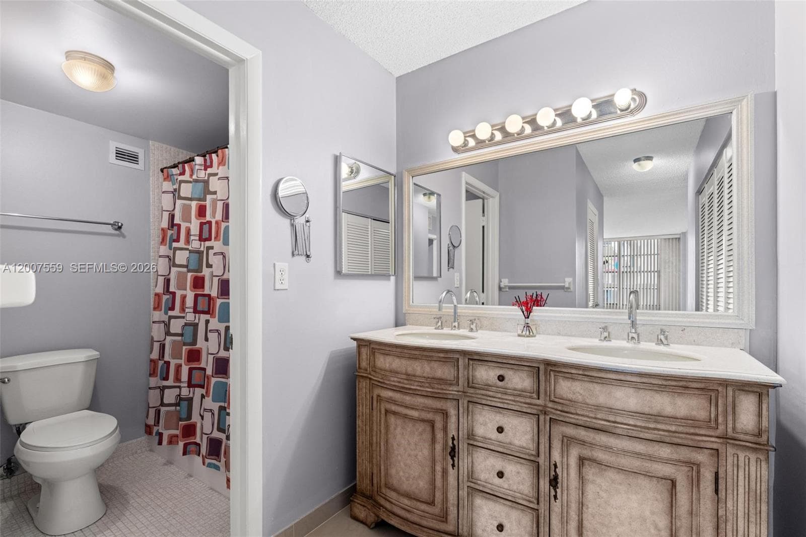 3800 Ocean Dr 301 photo 19