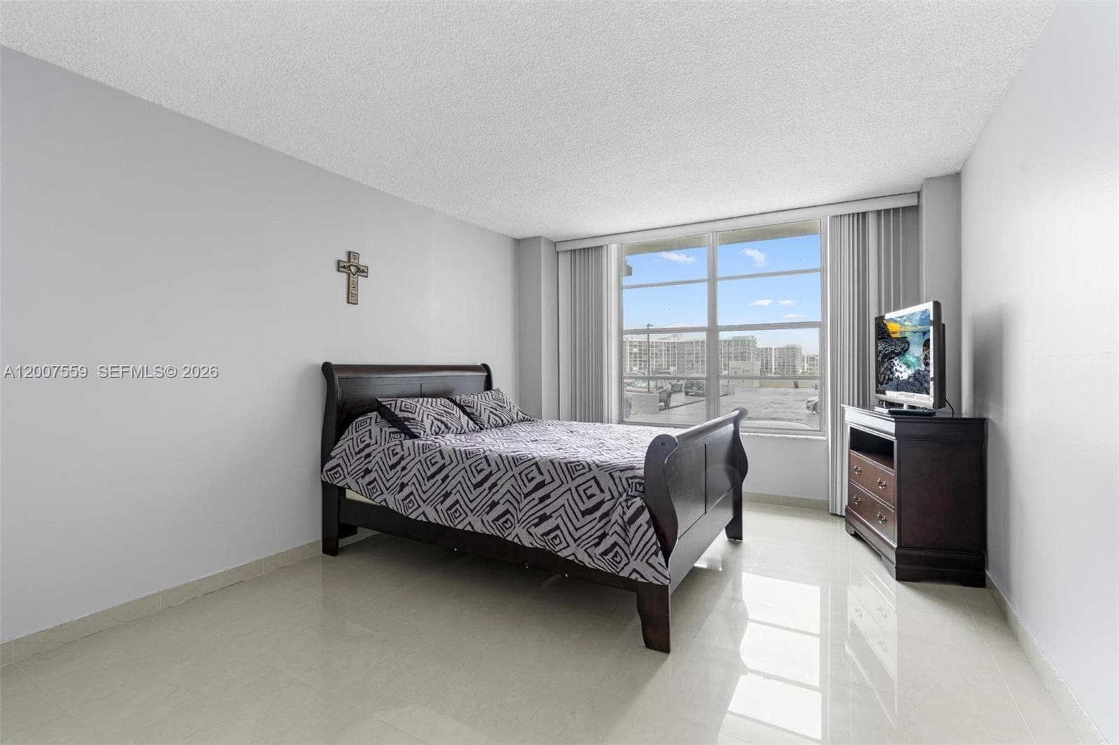 3800 Ocean Dr 301 photo 21