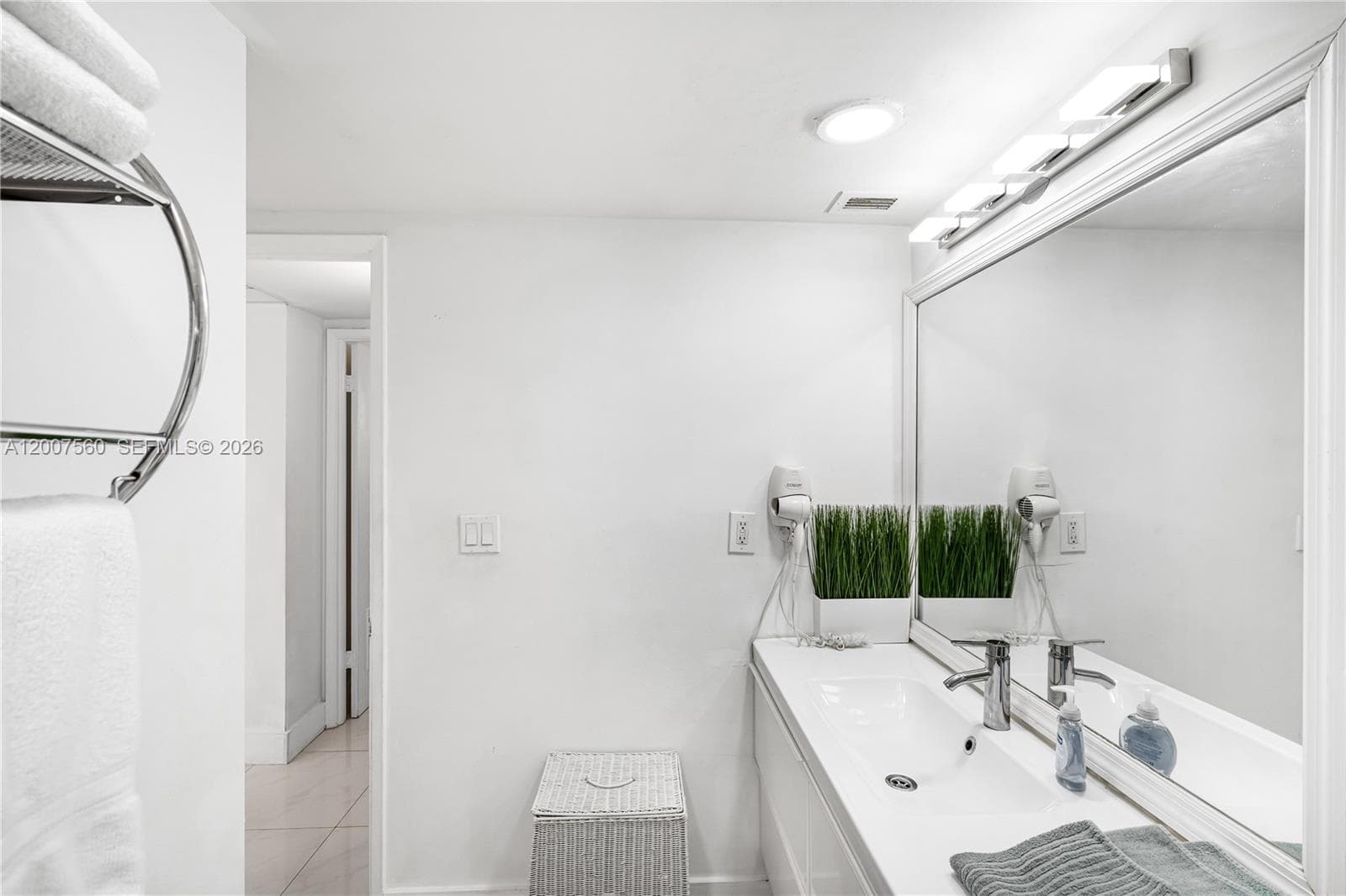 19370 Collins Ave 1612 photo 7