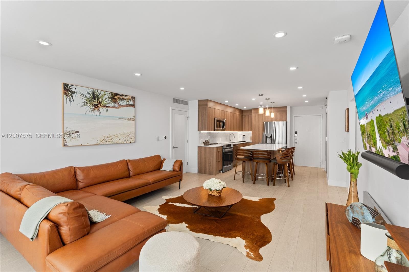 2030 Ocean Dr 918 photo 8