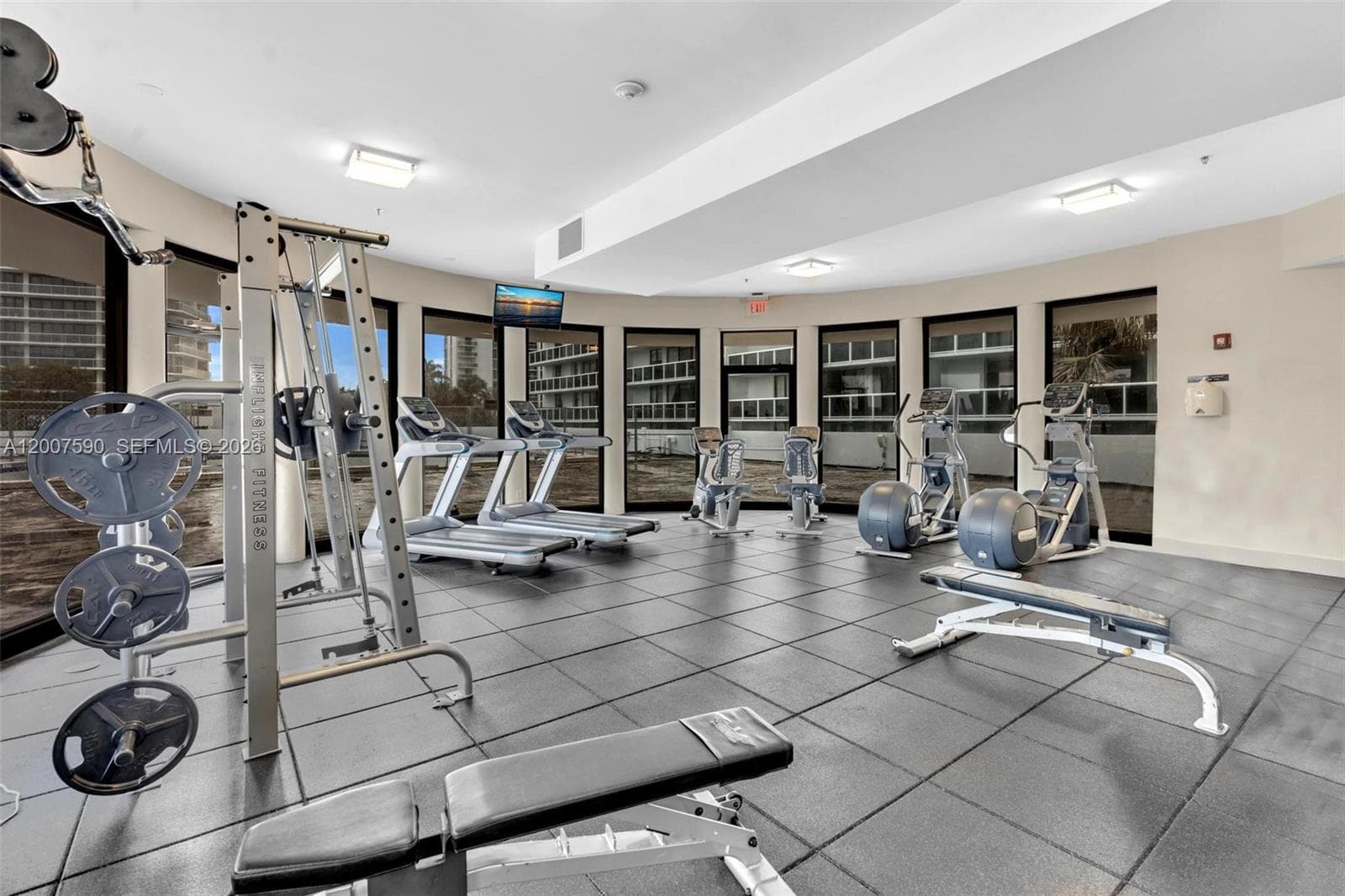 20515 Country Club Dr 2143 photo 12