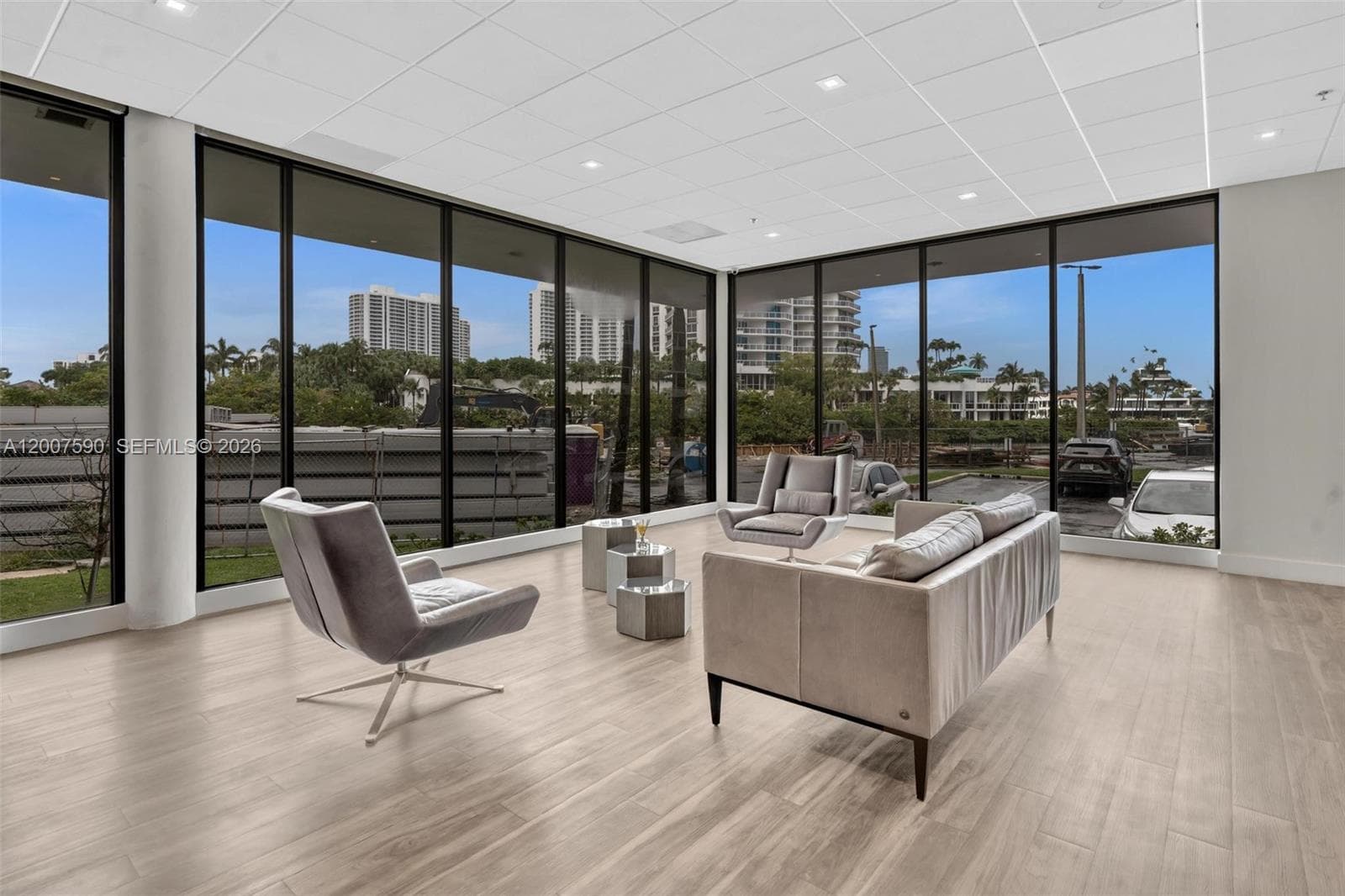 20515 Country Club Dr 2143 photo 9