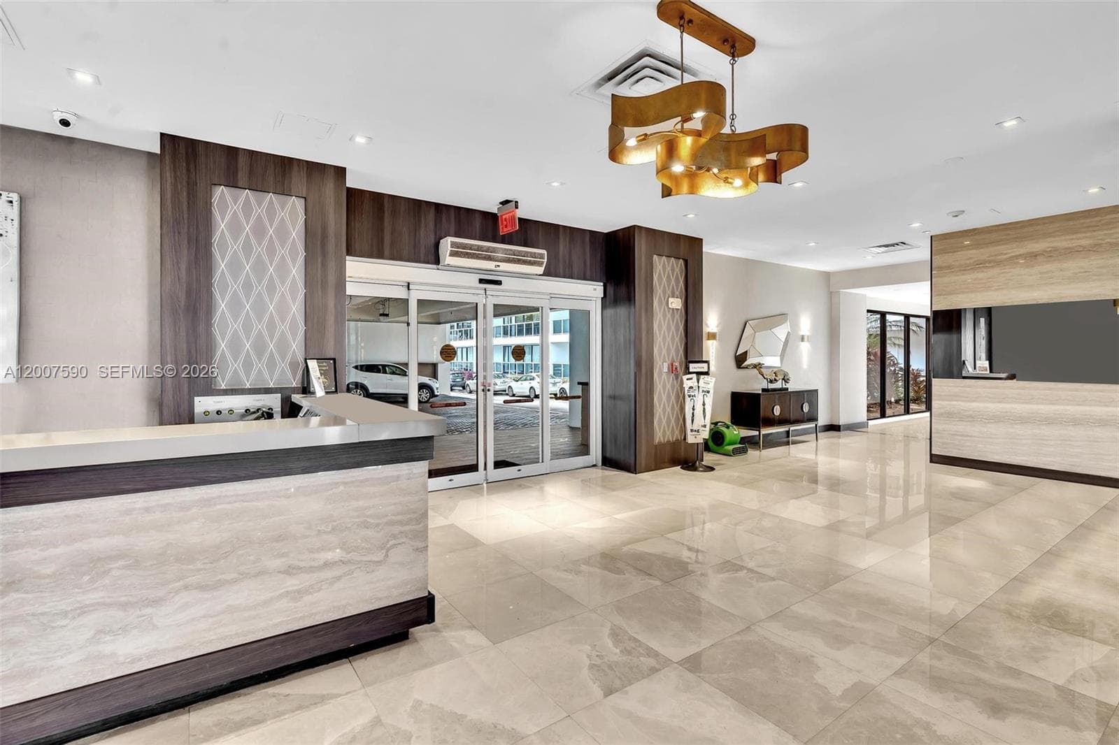 20515 Country Club Dr 2143 photo 15