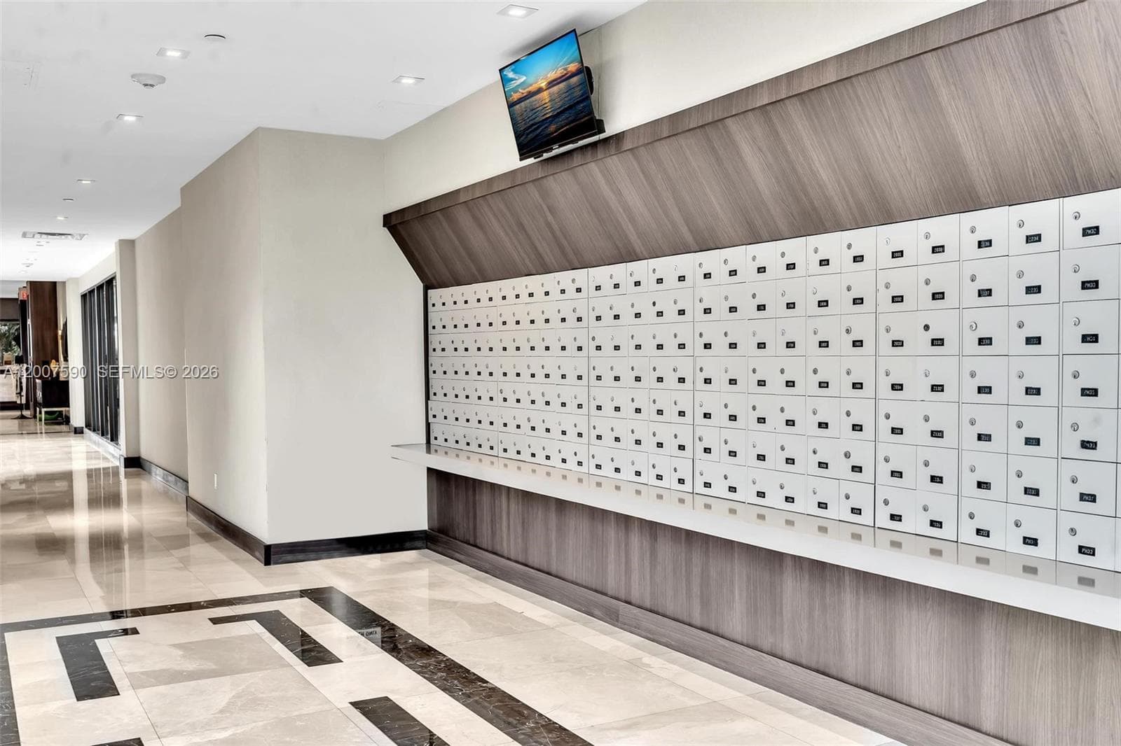 20515 Country Club Dr 2143 photo 4