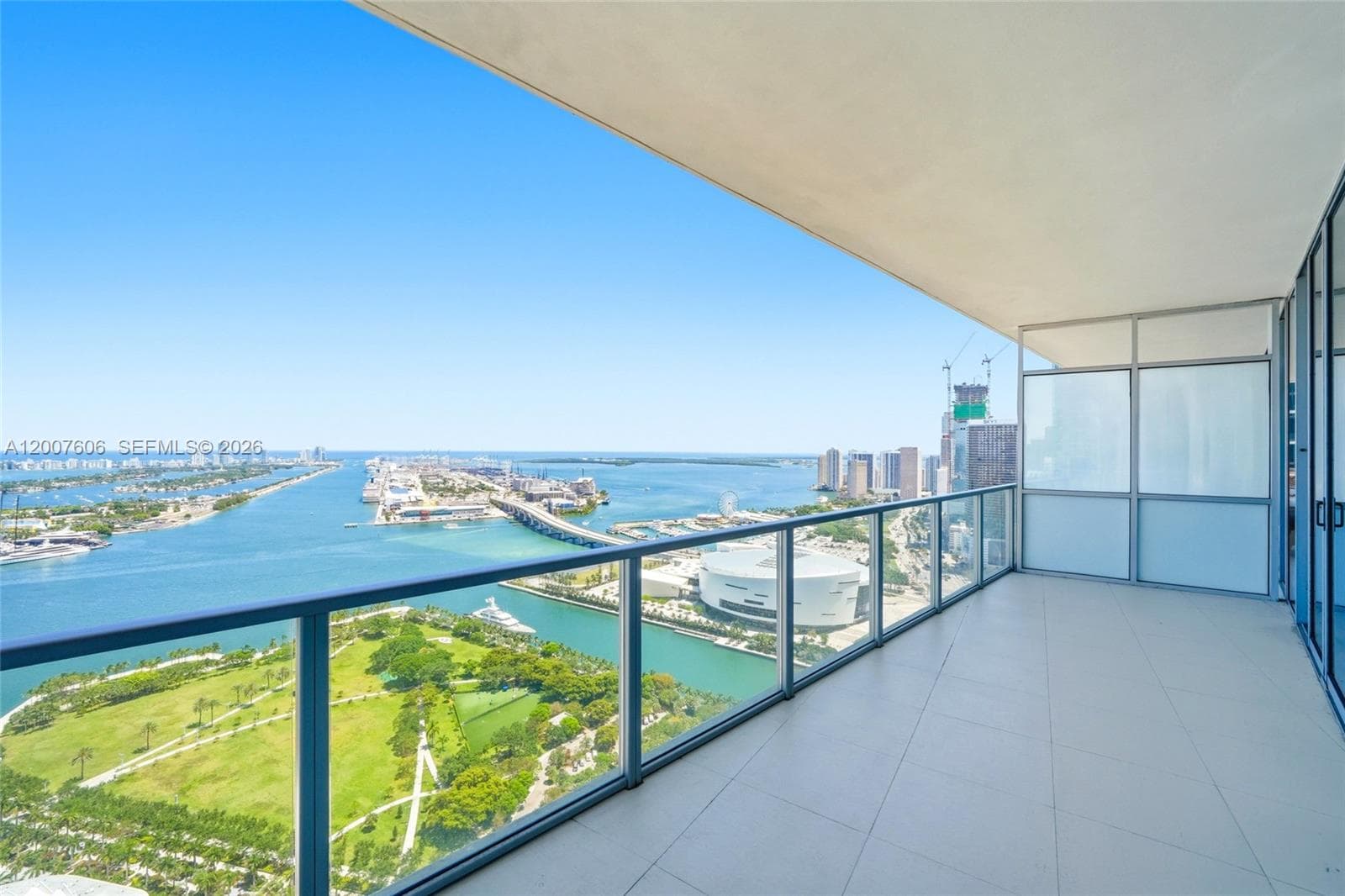 1100 Biscayne Blvd 4402 photo 2