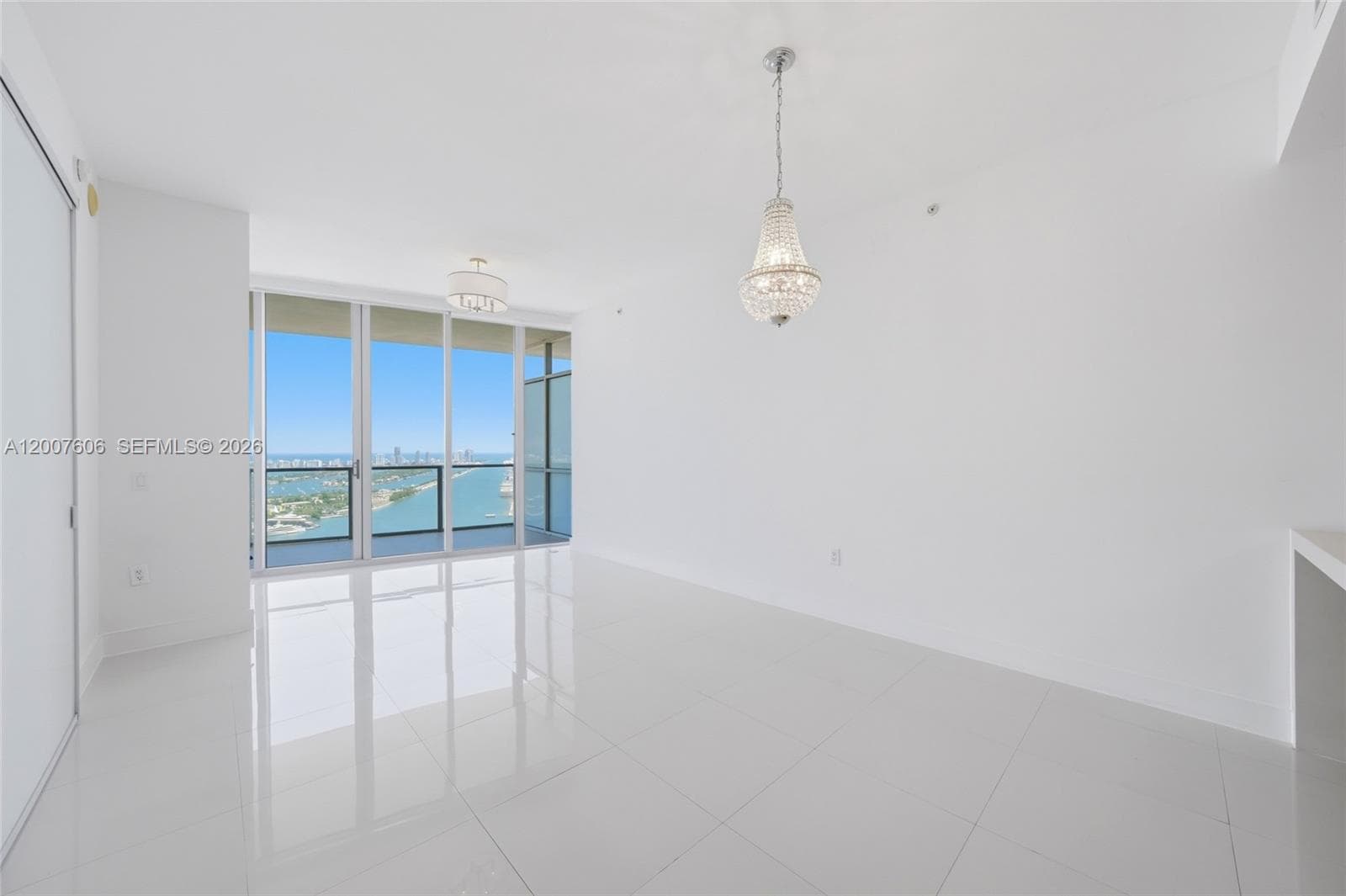 1100 Biscayne Blvd 4402 photo 5
