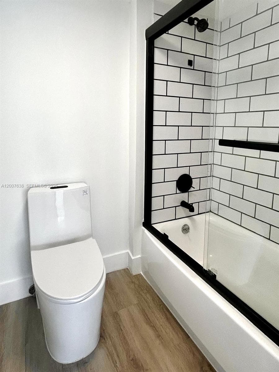 5838 Collins Ave 8E photo 10