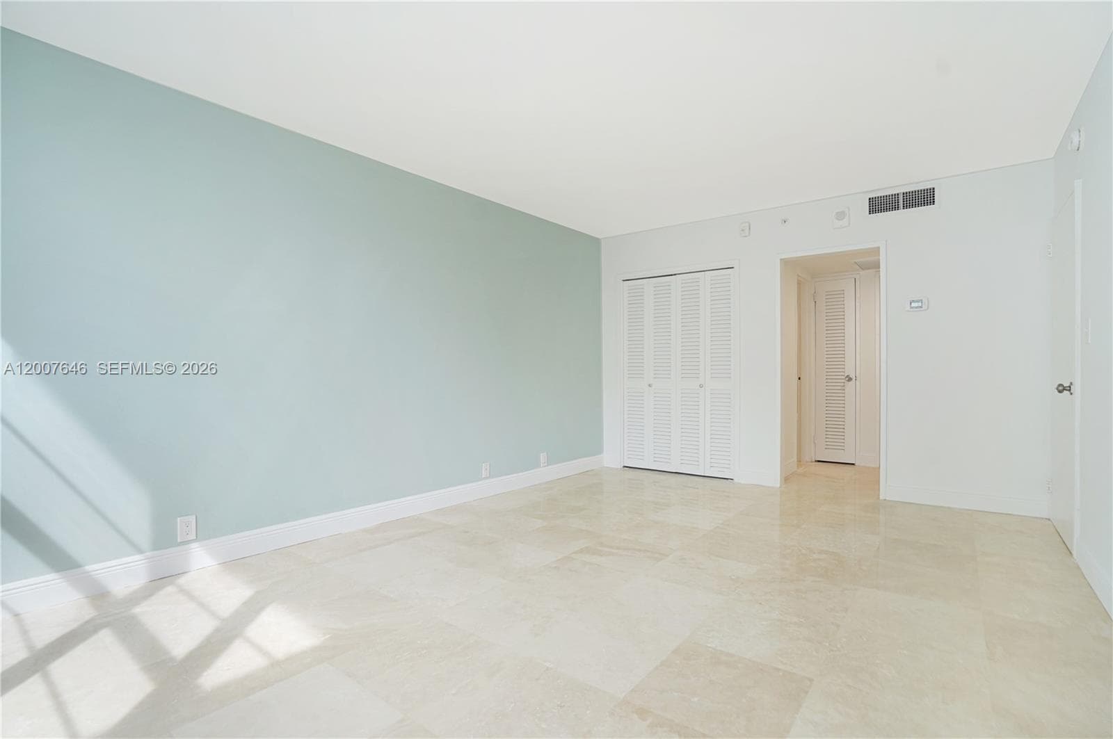 5101 Collins Ave 14F photo 6