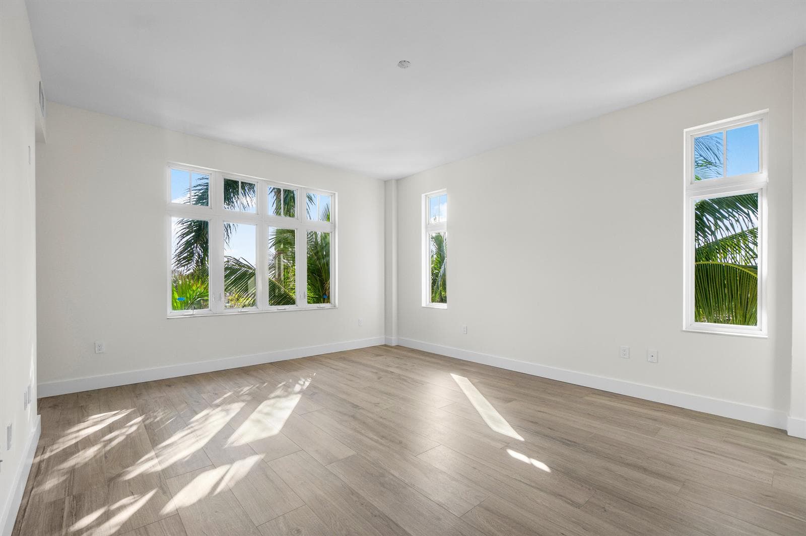 178 Lake Drive 4101 photo 20