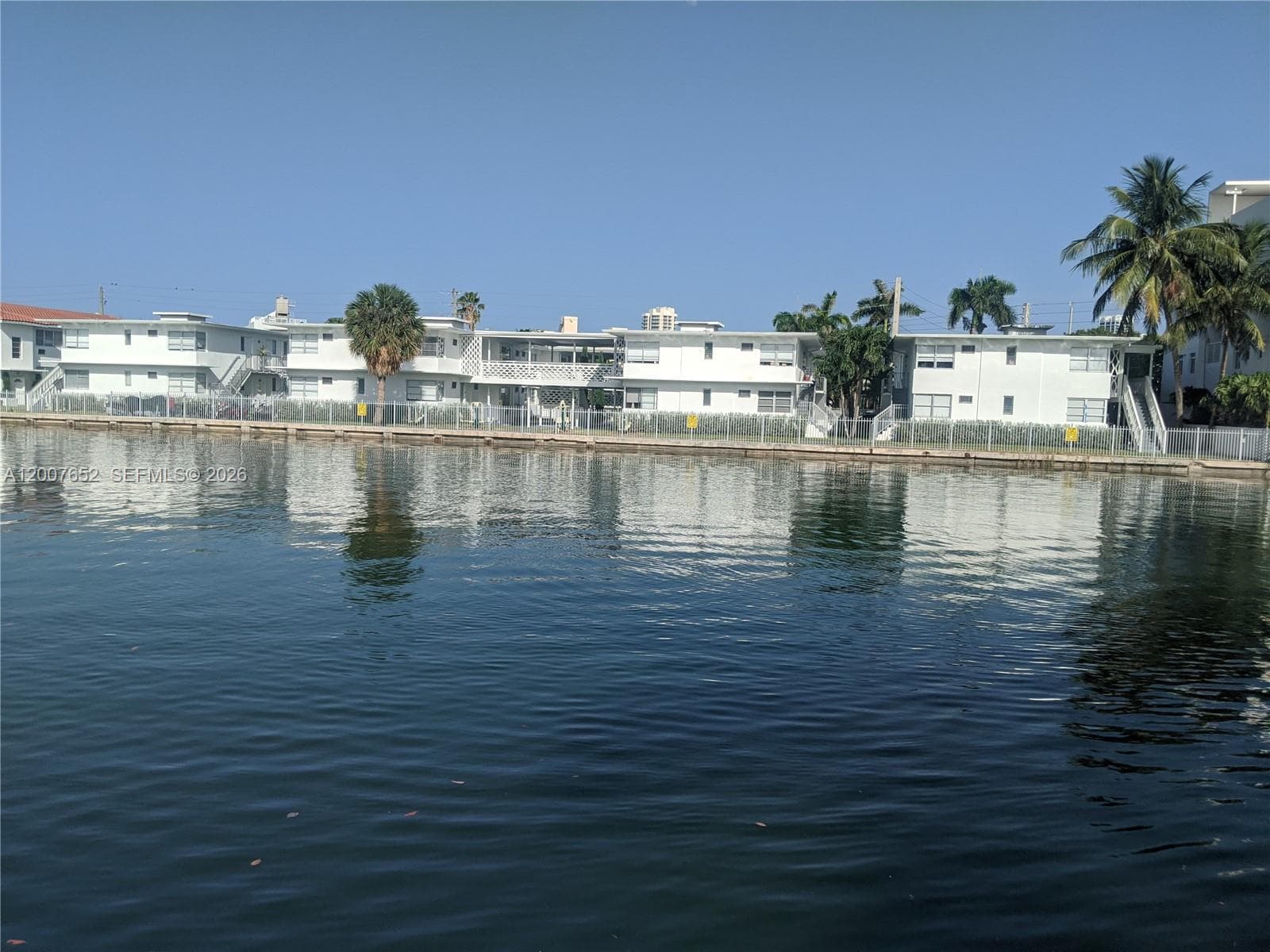 7741 Hawthorne Ave 7741 photo 9