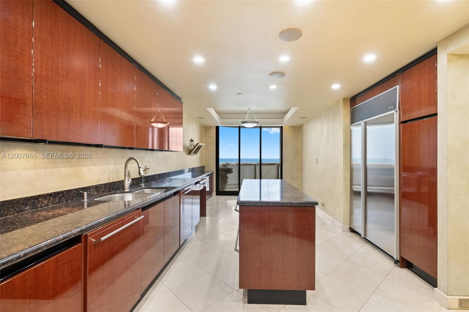 9999 Collins Ave 6G photo 9