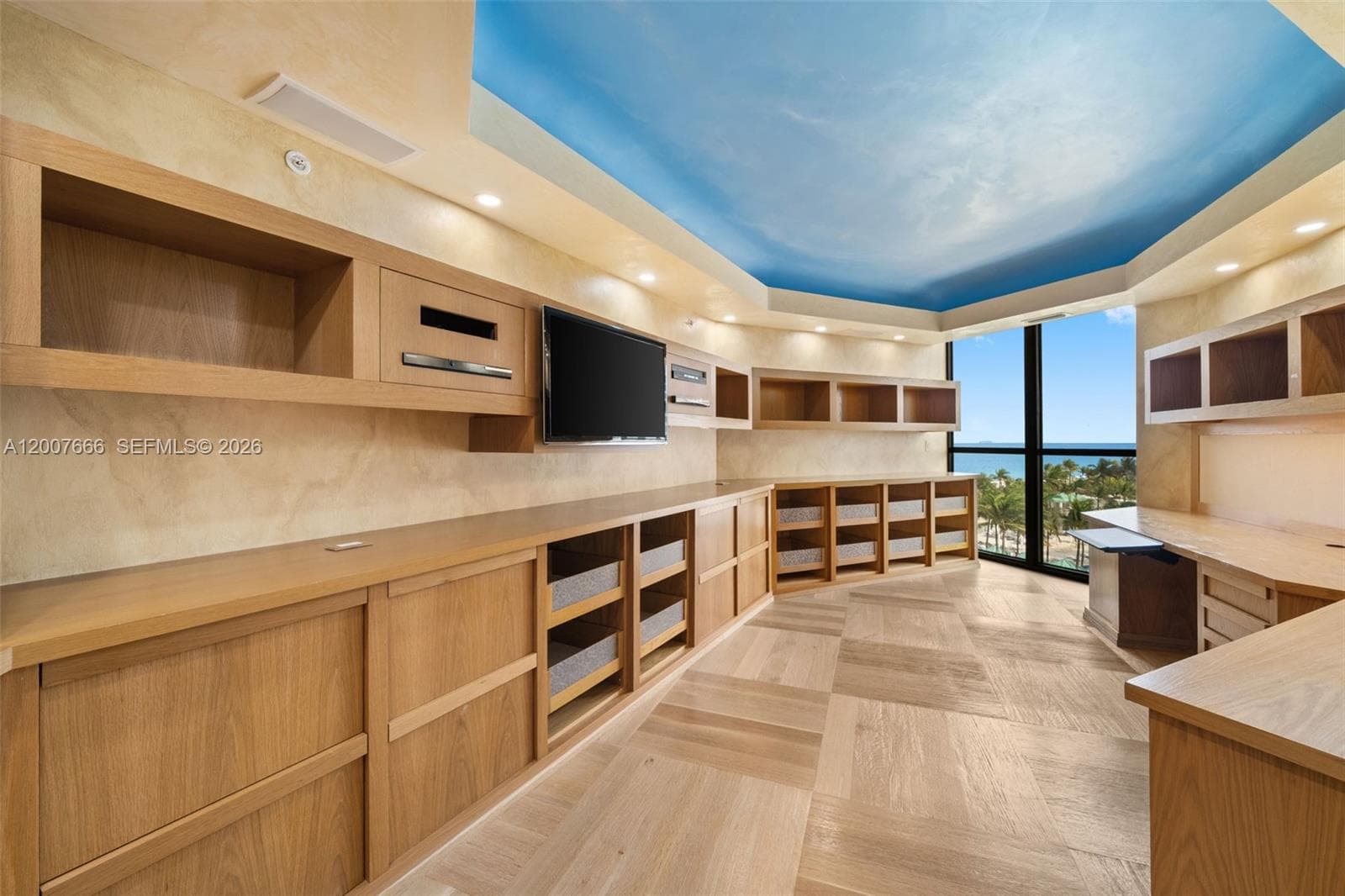 9999 Collins Ave 6G photo 18