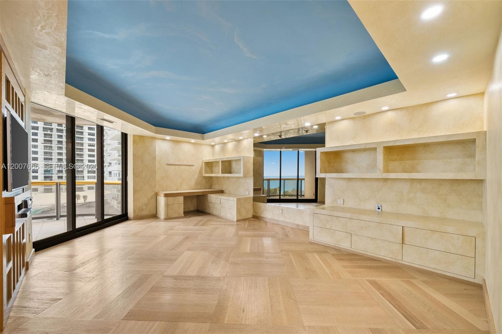 9999 Collins Ave 6G photo 15
