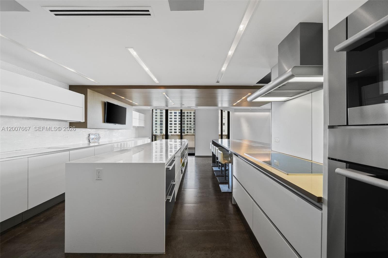 9999 Collins Ave 6J photo 6