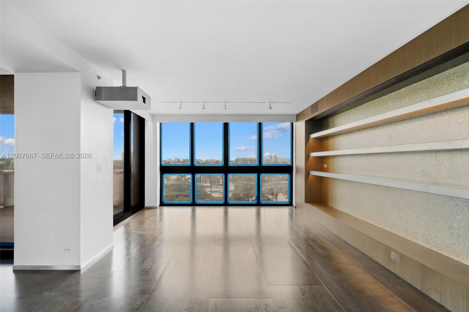 9999 Collins Ave 6J photo 18