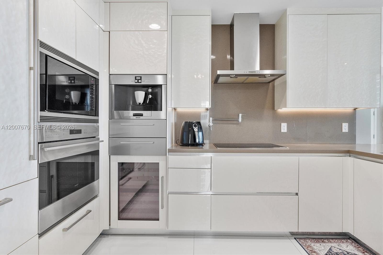 17475 Collins Ave 504 photo 14