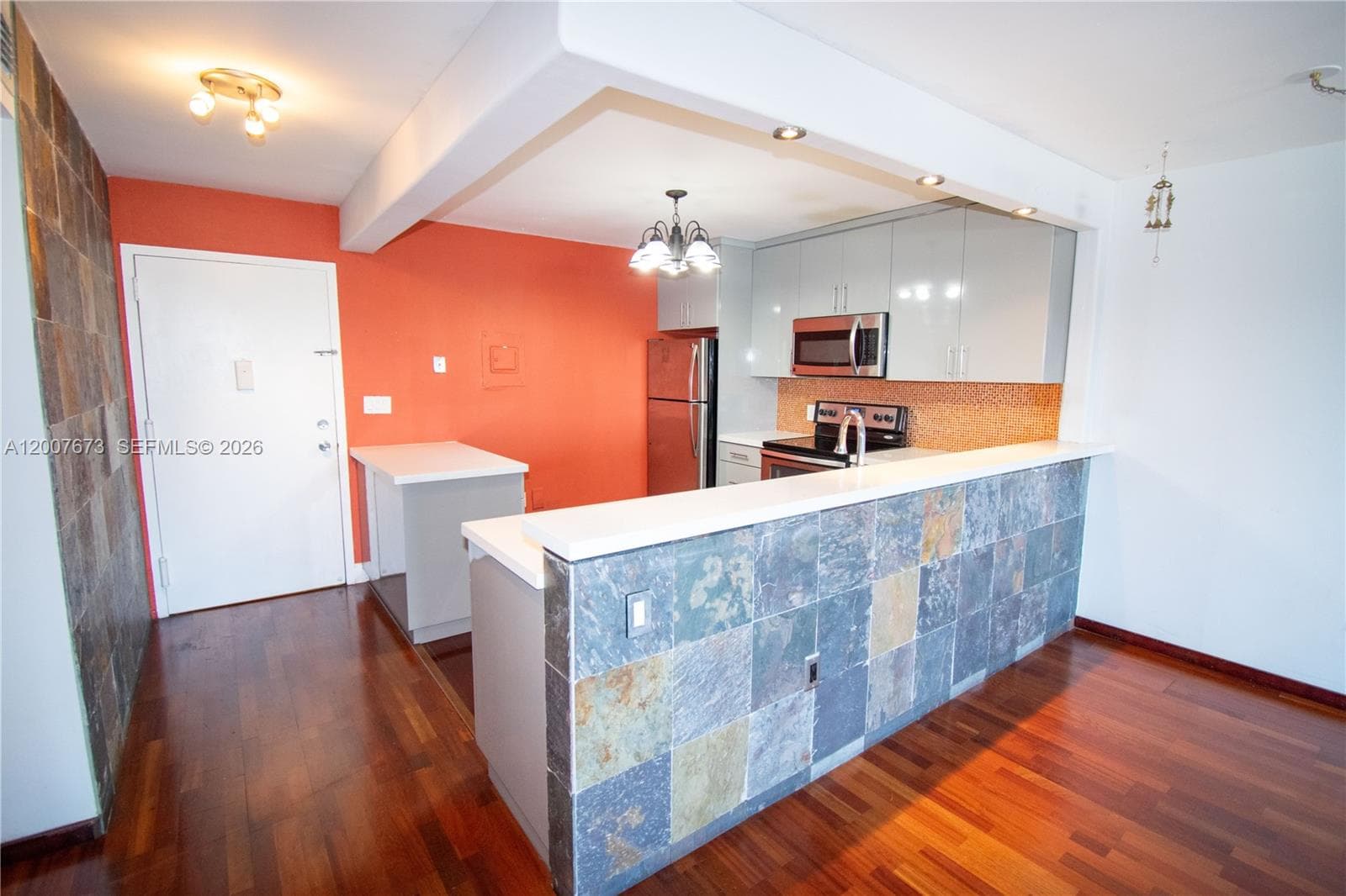 110 Shore Dr 5B photo 5