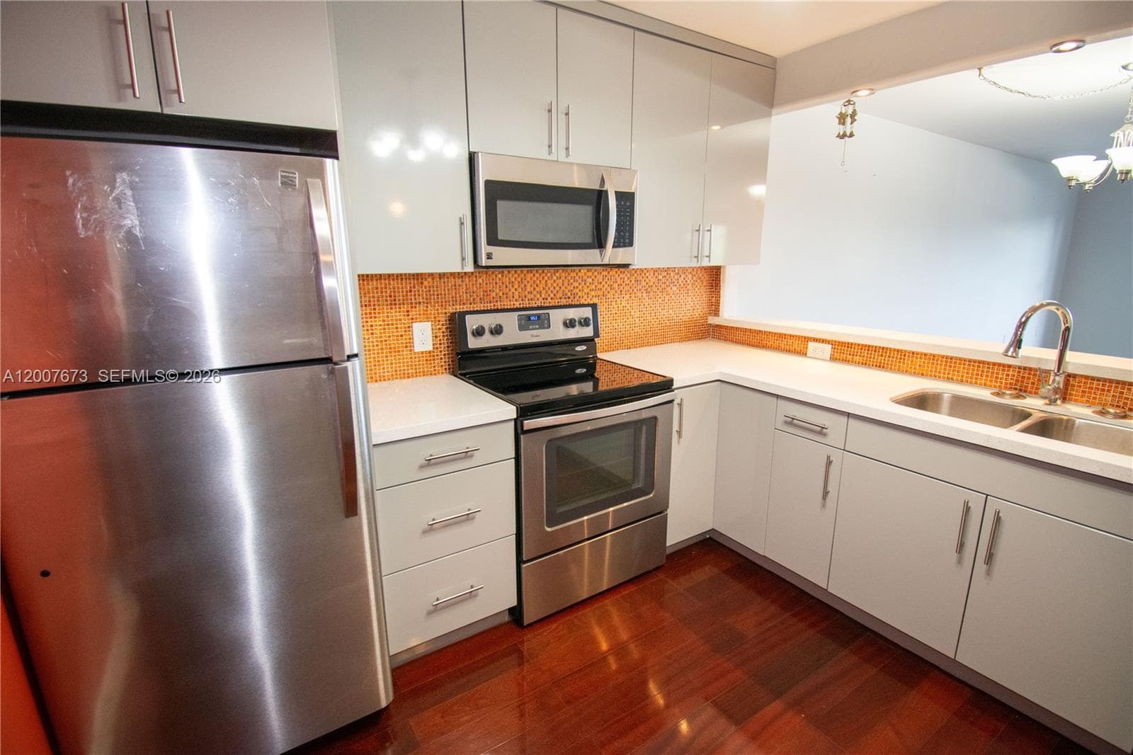 110 Shore Dr 5B photo 9