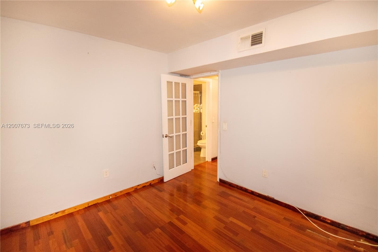 110 Shore Dr 5B photo 25