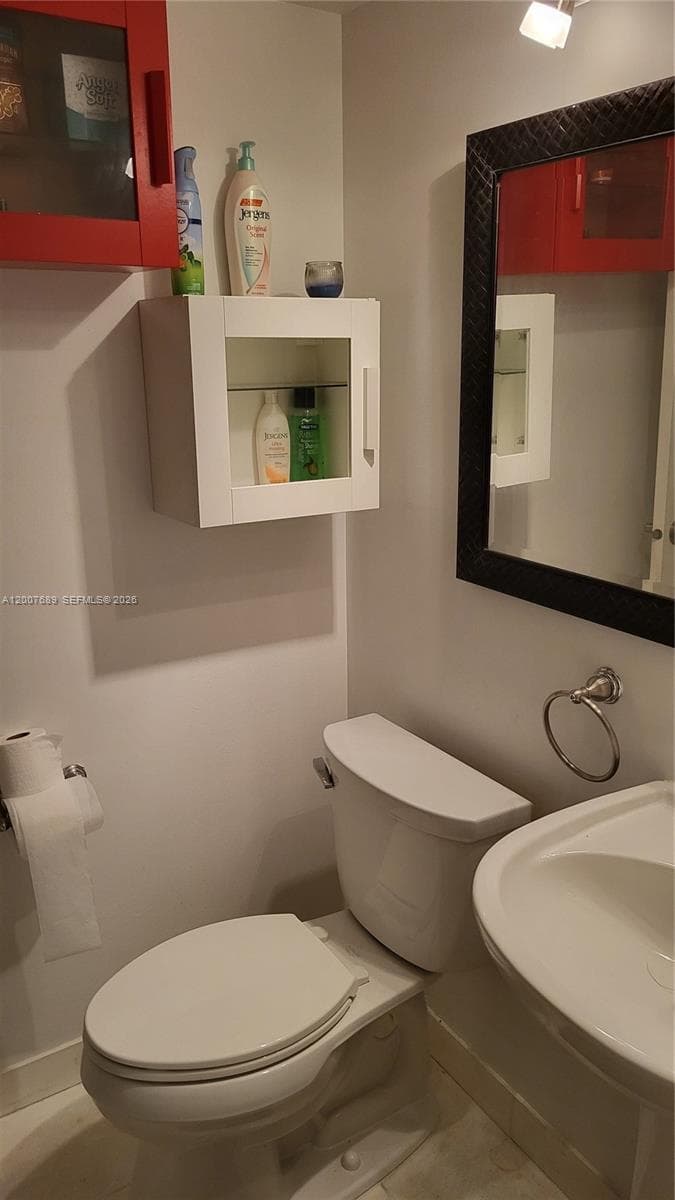 3475 N Country Club Dr 409 photo 13