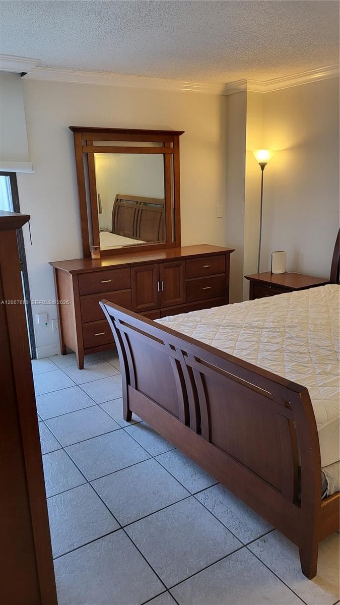 3475 N Country Club Dr 409 photo 17