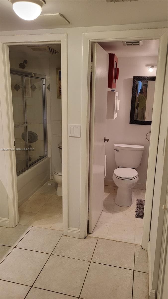3475 N Country Club Dr 409 photo 18