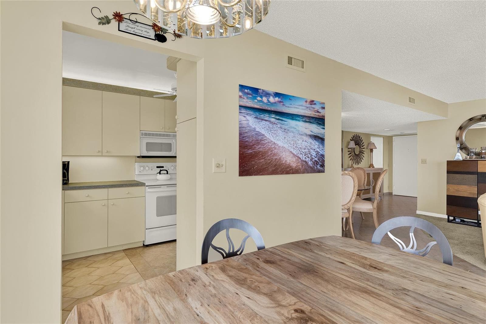 1010 S Ocean Boulevard 1509 photo 17