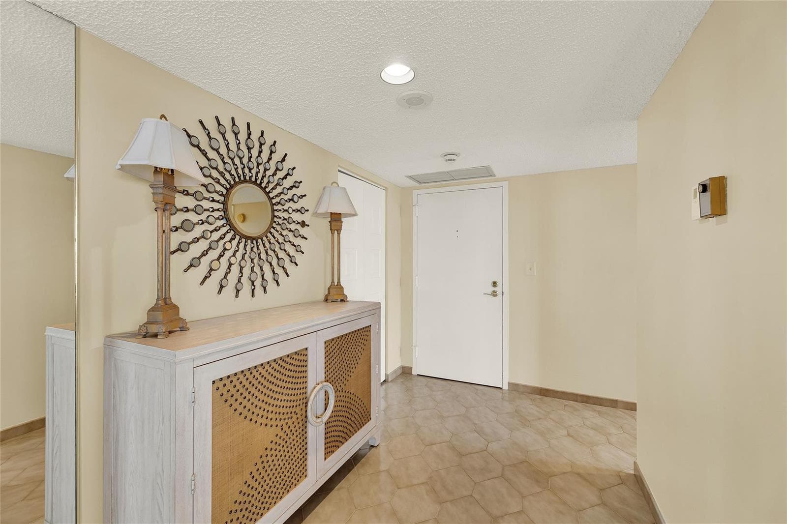 1010 S Ocean Boulevard 1509 photo 4