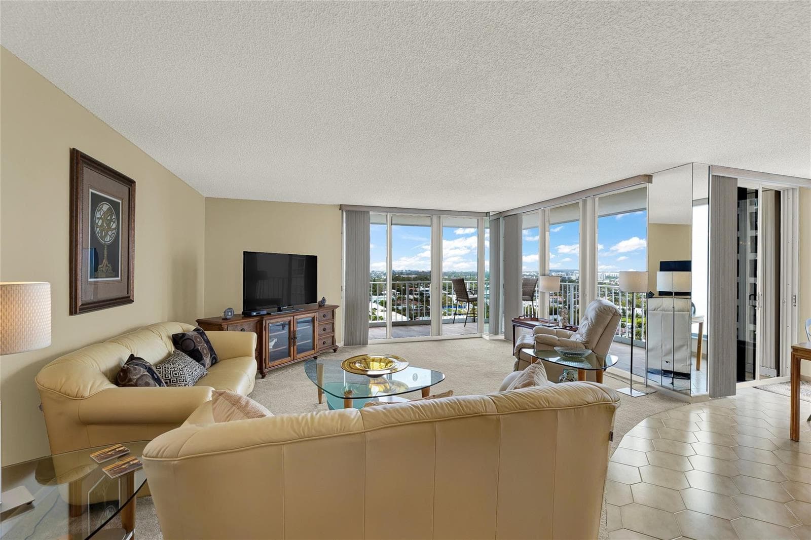 1010 S Ocean Boulevard 1509 photo 8