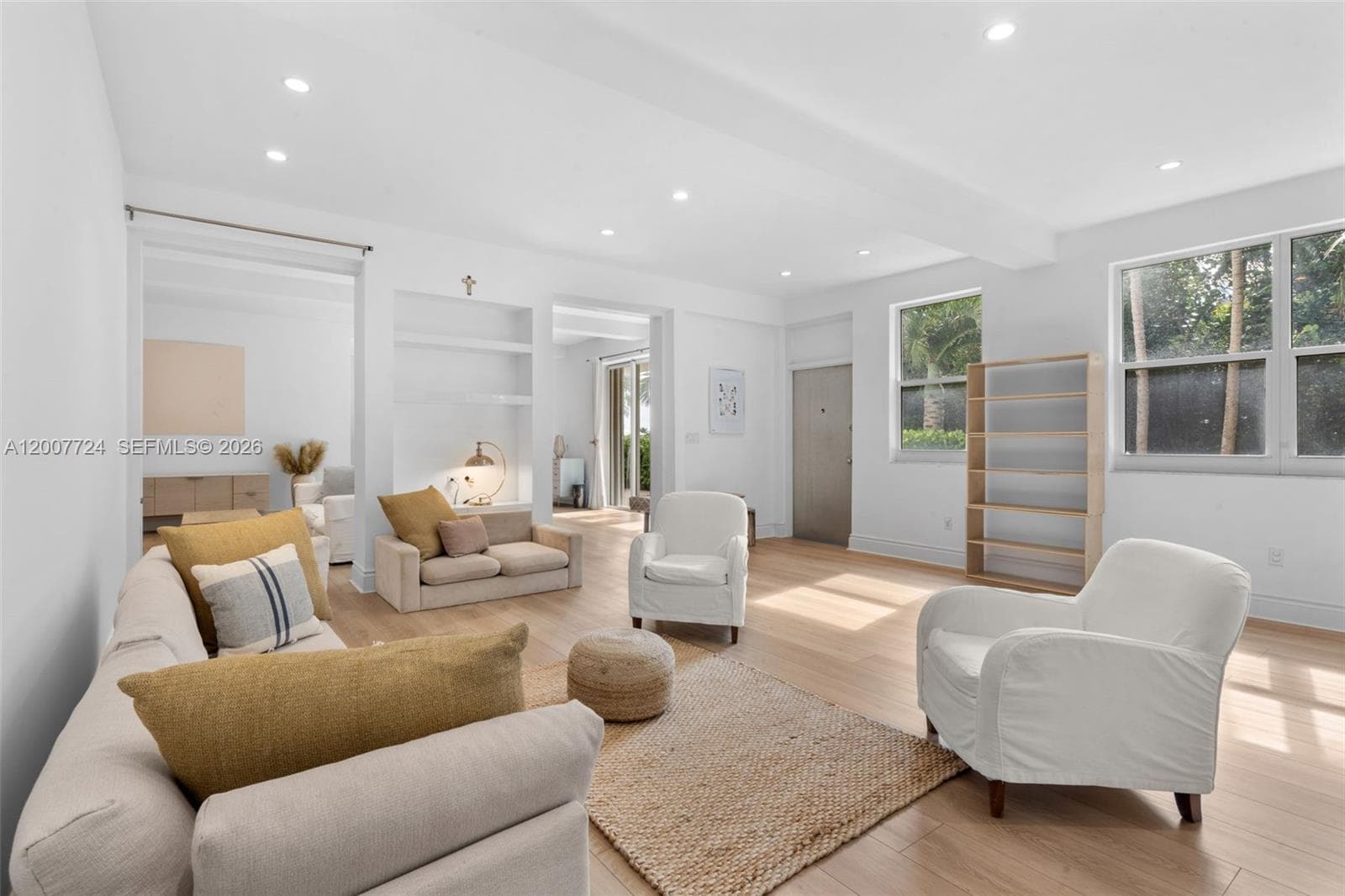 200 Ocean Lane Dr 108 photo 7