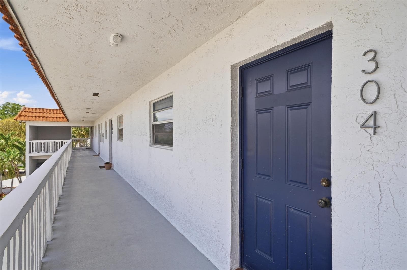 1400 NE 57th Street 304 photo 2