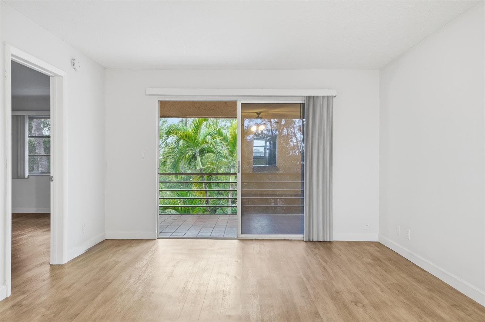 1400 NE 57th Street 304 photo 13