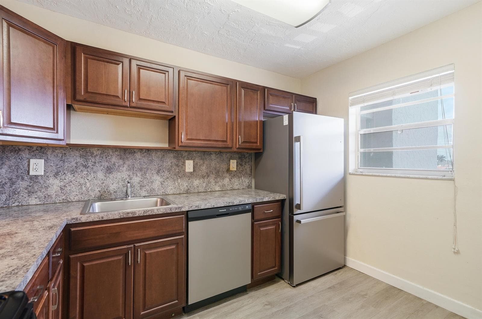 1400 NE 57th Street 304 photo 4