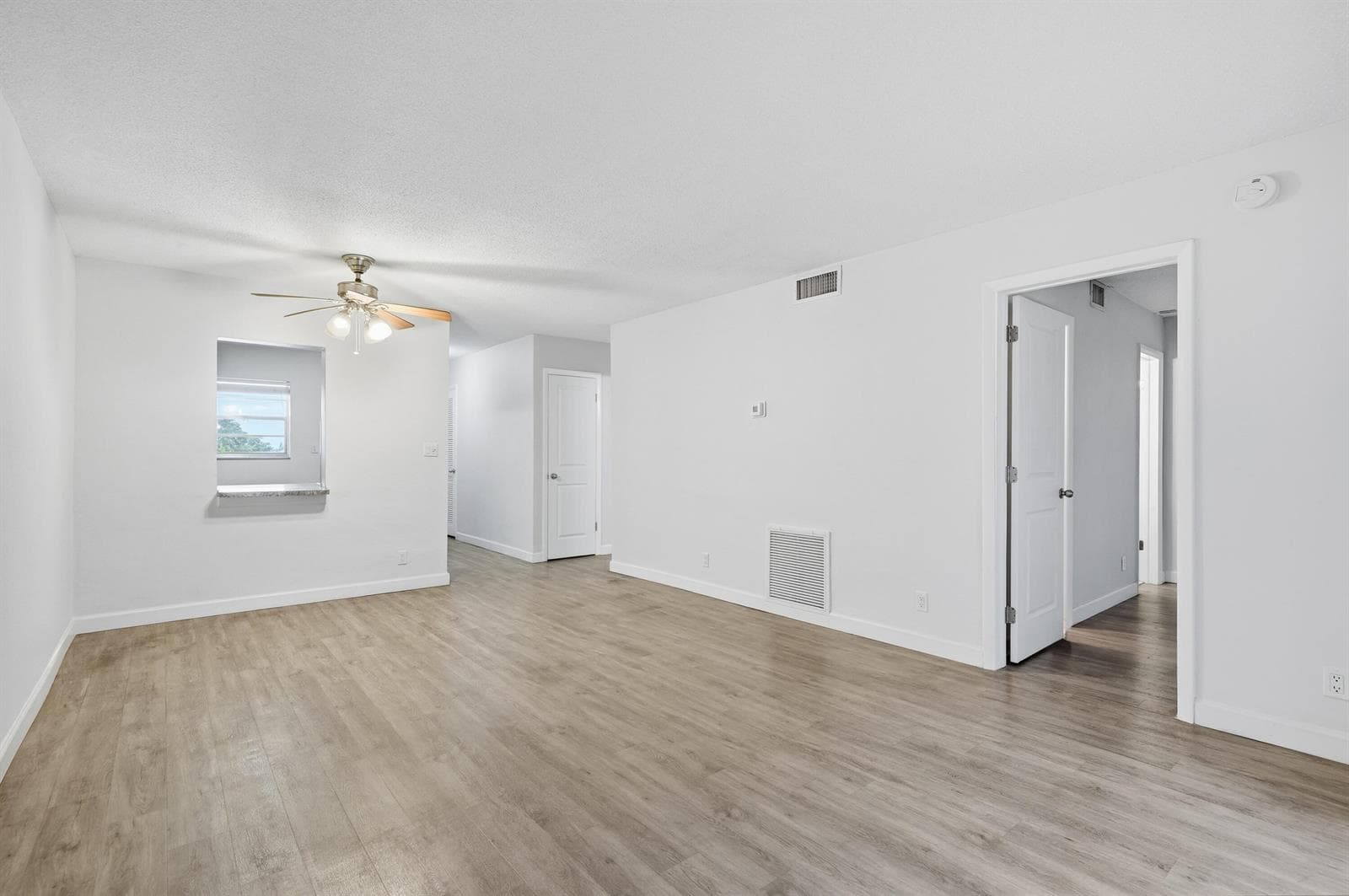 1400 NE 57th Street 304 photo 8