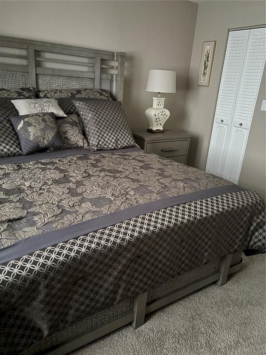 1865 Ocean Dr 4L photo 13