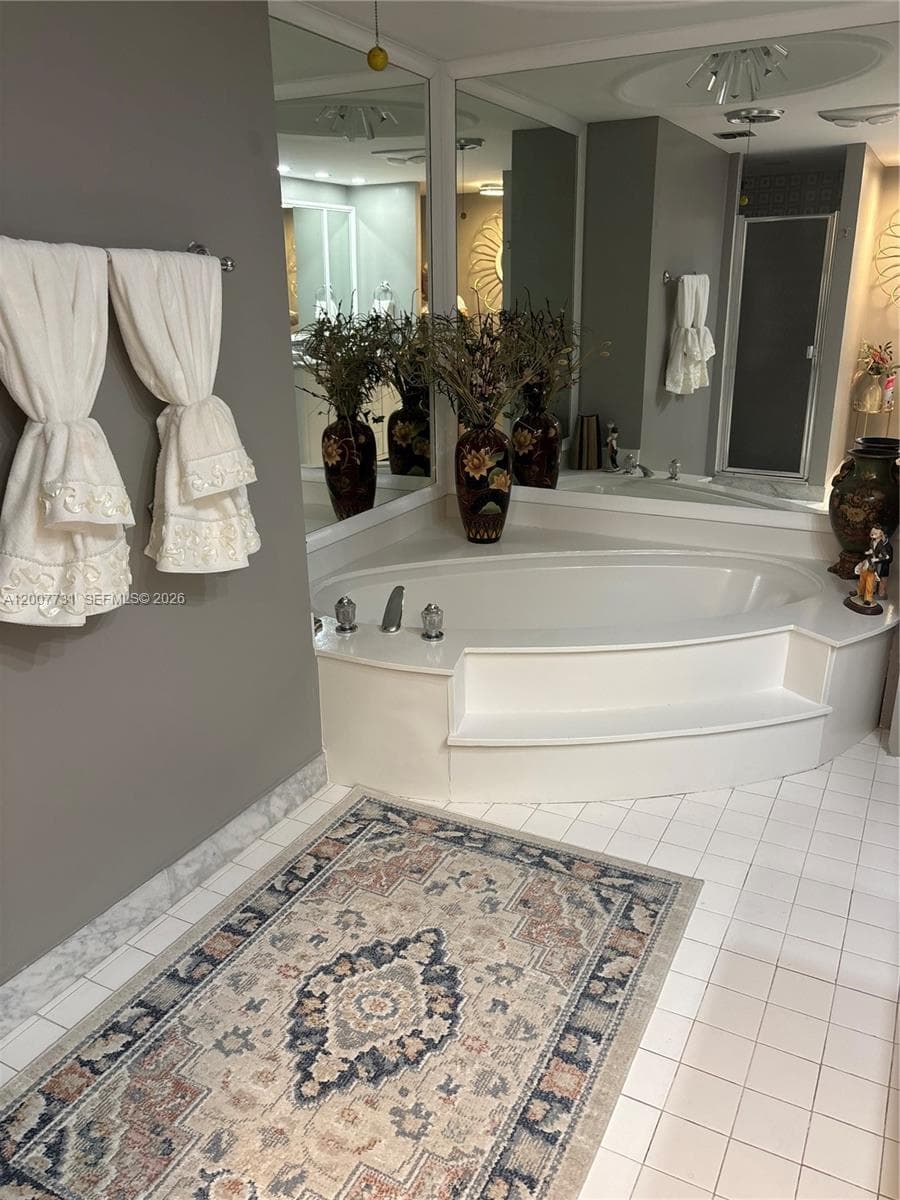 1865 Ocean Dr 4L photo 10