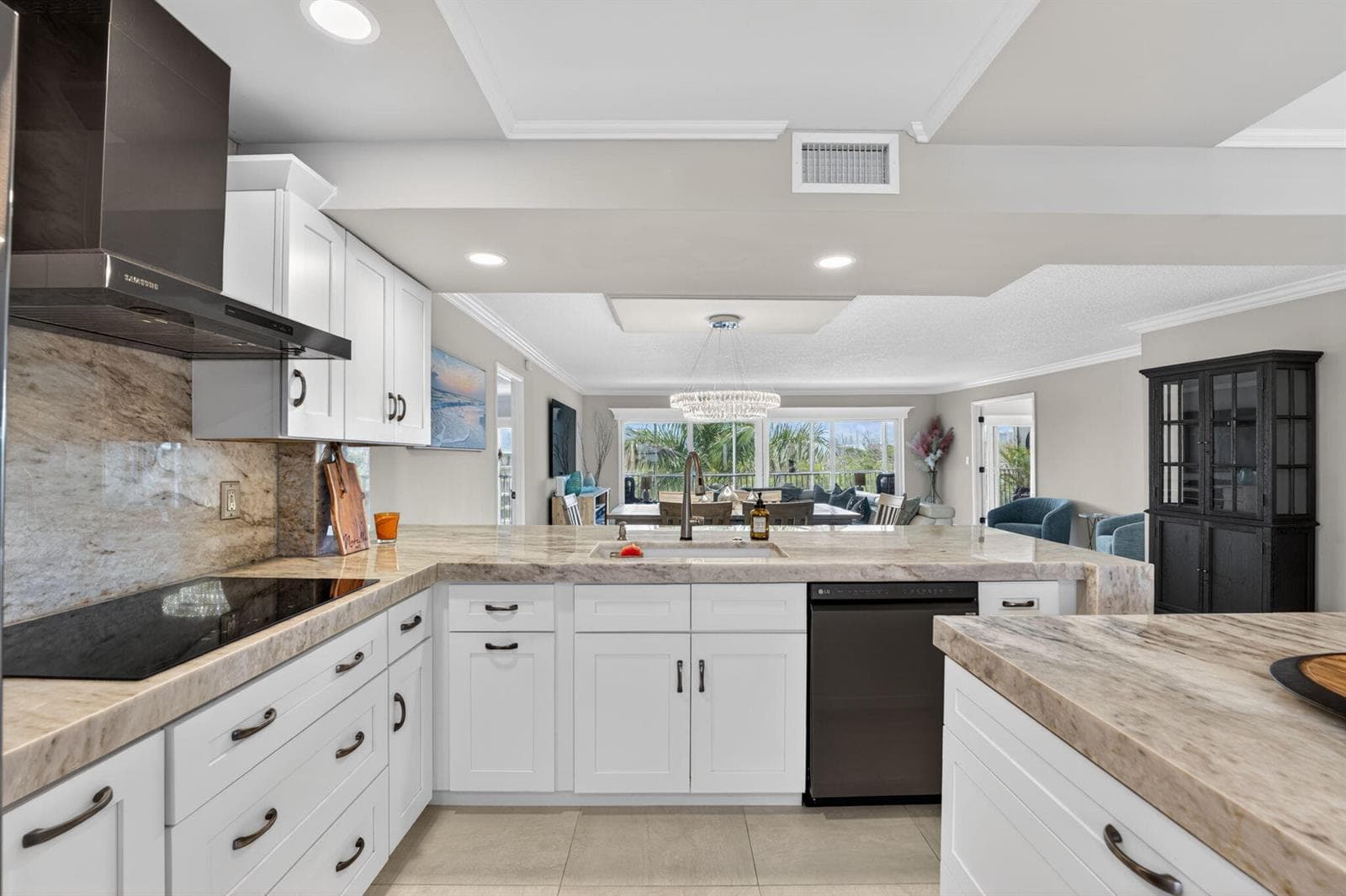 1523 E Hillsboro Boulevard 631 photo 6