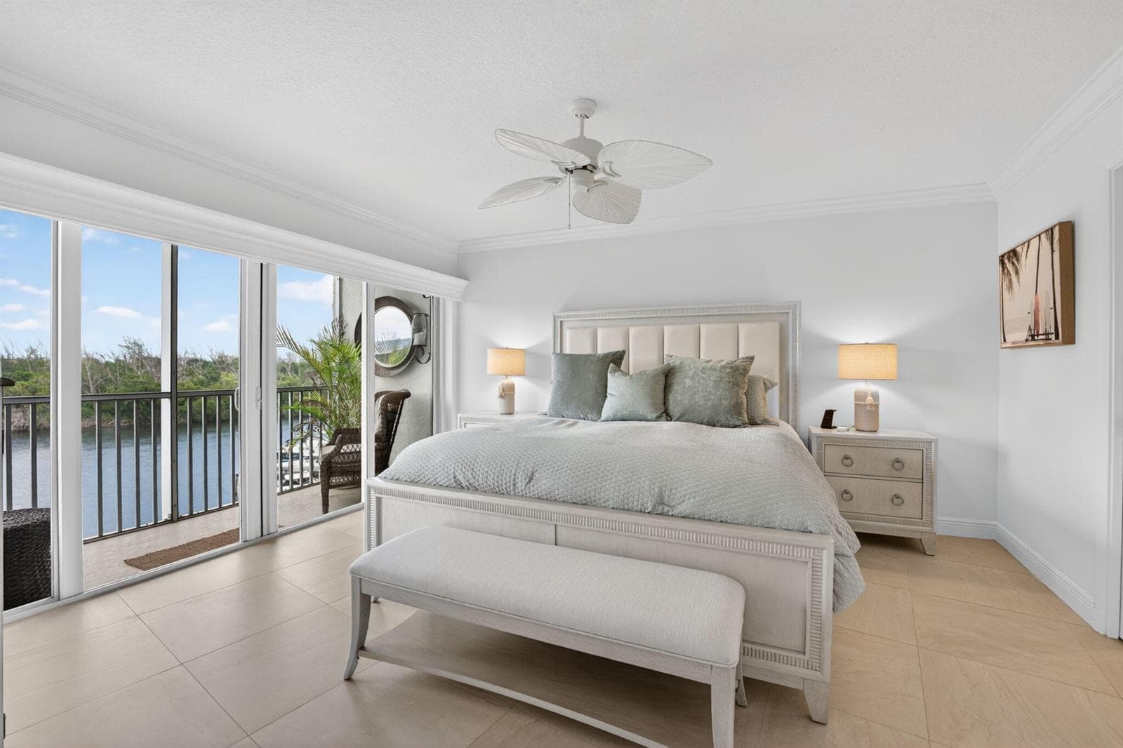 1523 E Hillsboro Boulevard 631 photo 24