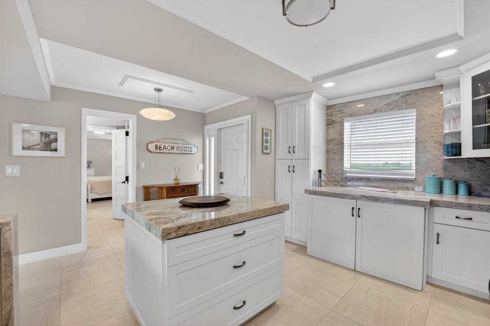 1523 E Hillsboro Boulevard 631 photo 8