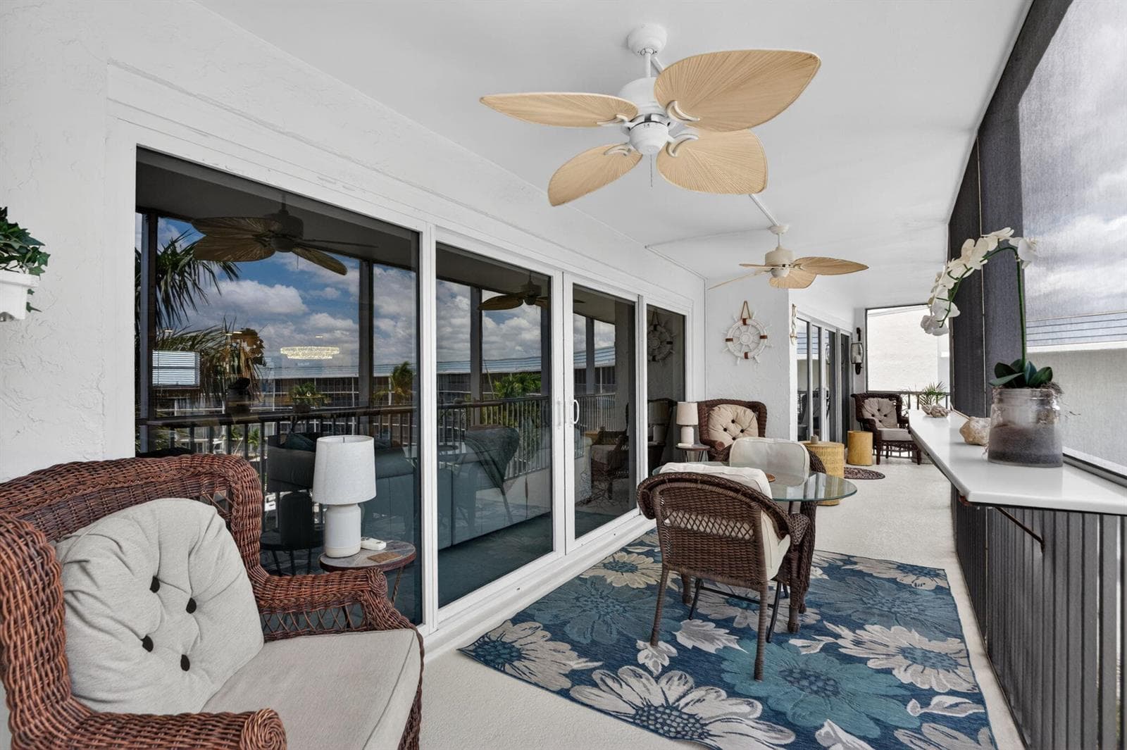 1523 E Hillsboro Boulevard 631 photo 21