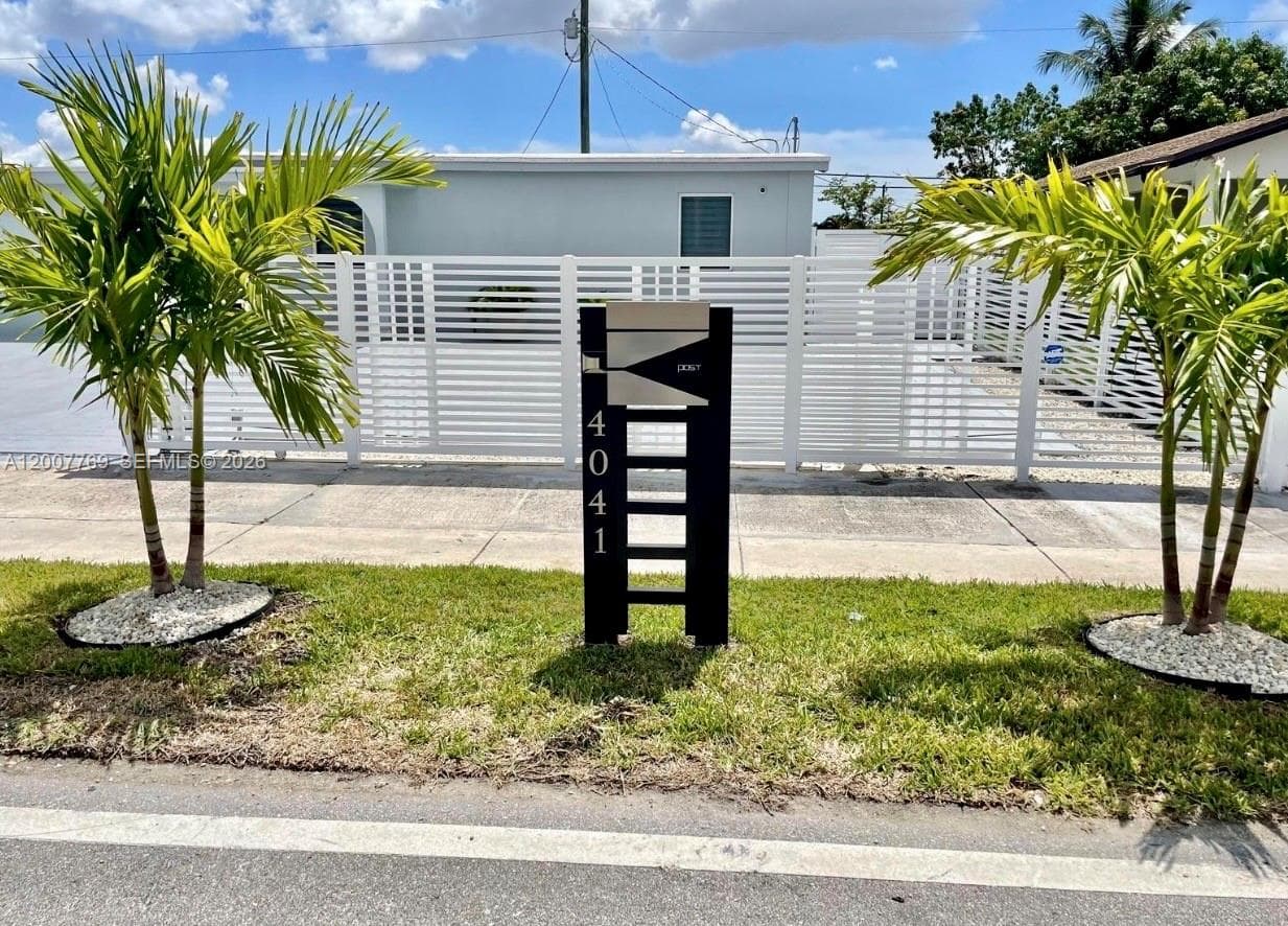 4041 117th Ave photo 4